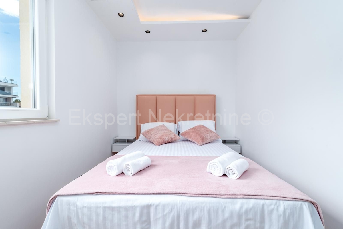 Apartma Na predaj - SPLITSKO-DALMATINSKA ČIOVO