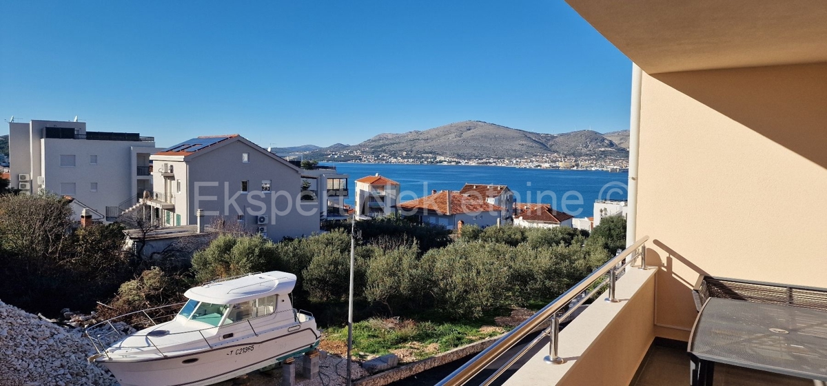 Apartma Na predaj - SPLITSKO-DALMATINSKA ČIOVO