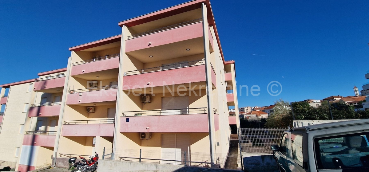 Apartma Na predaj - SPLITSKO-DALMATINSKA ČIOVO