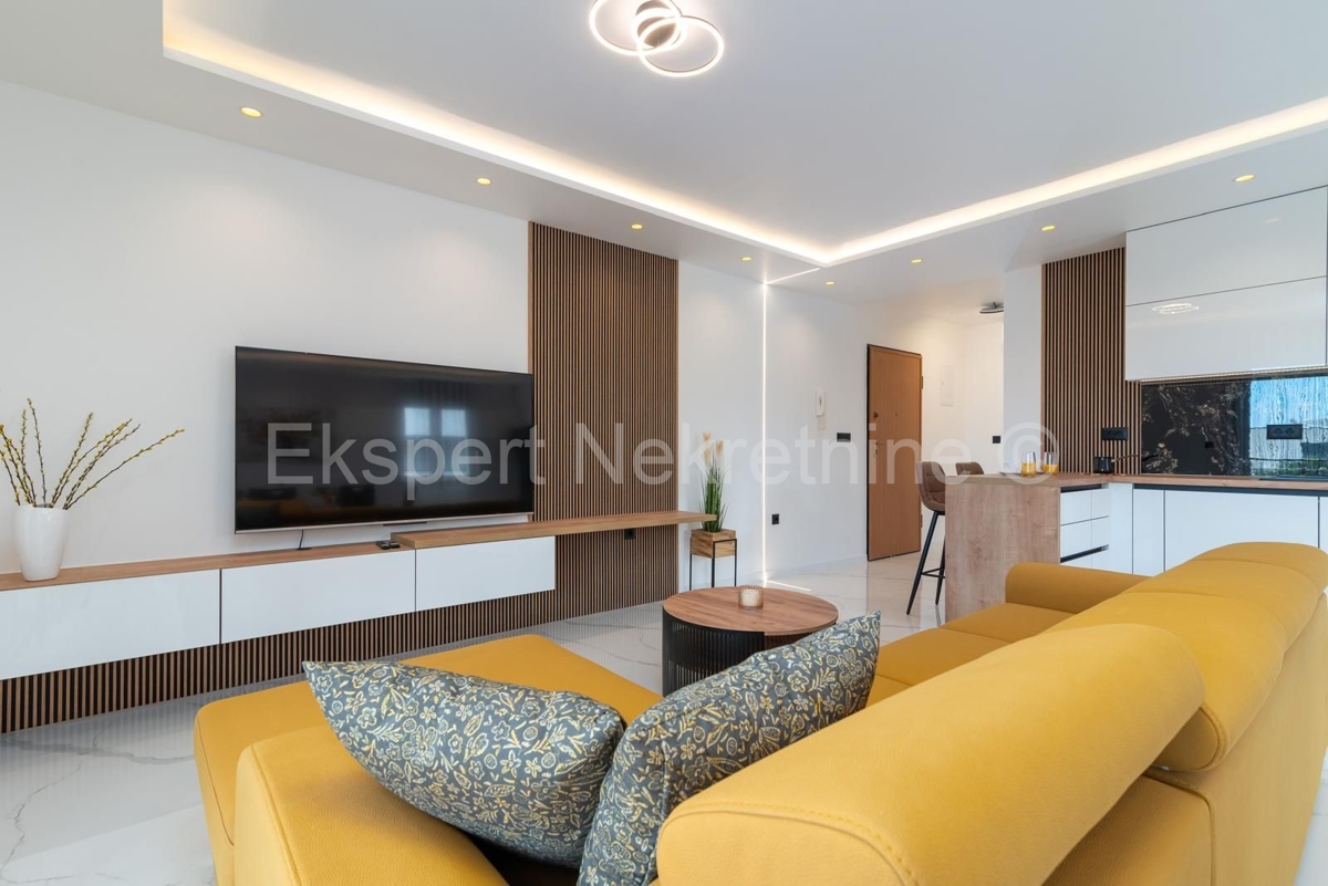 Apartma Na predaj - SPLITSKO-DALMATINSKA ČIOVO