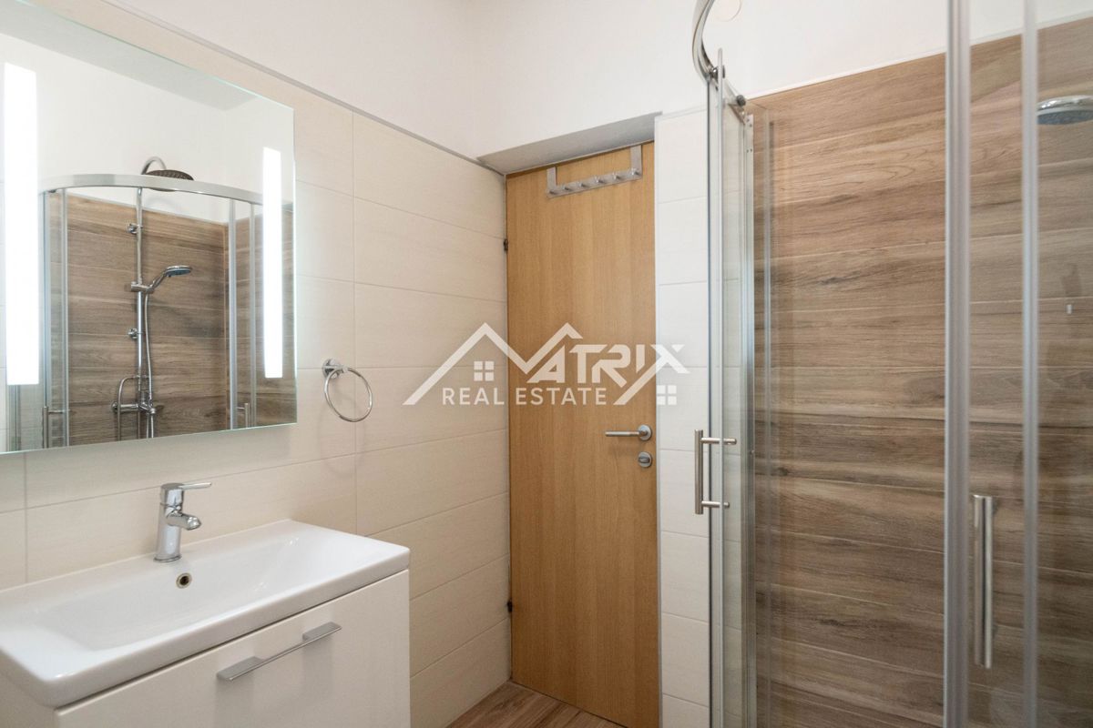 Flat For sale - ISTARSKA NOVIGRAD