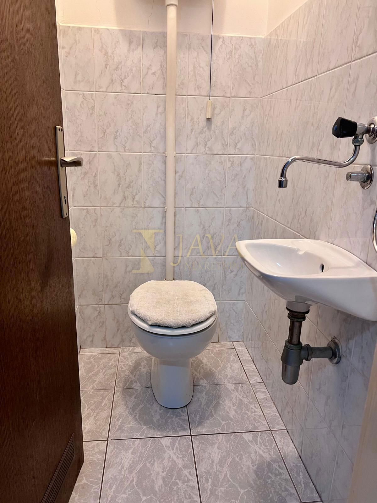 Flat For sale - PRIMORSKO-GORANSKA KASTAV