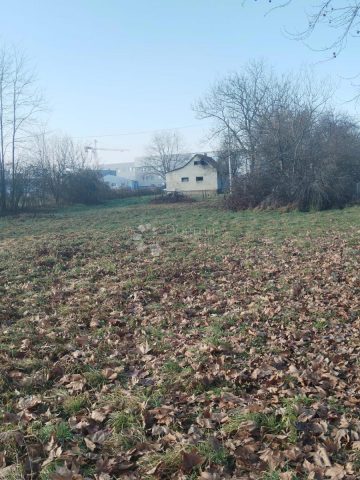 Terrain à vendre 3345 m² – Karlovac