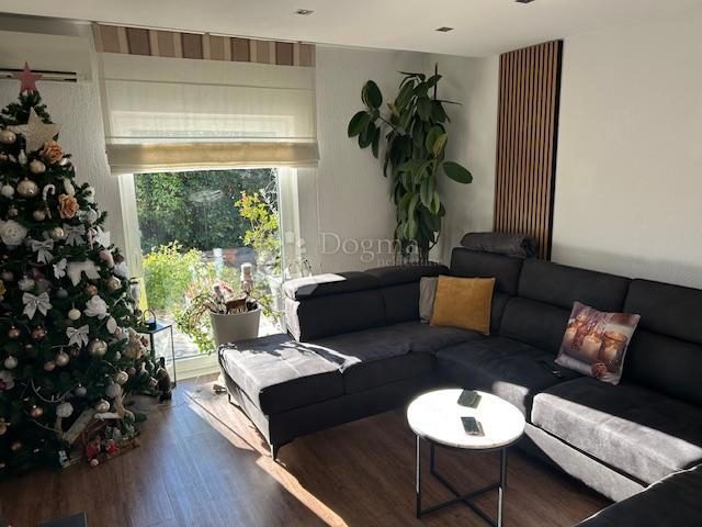 Apartmán na prodej 75 m² – Kostrena