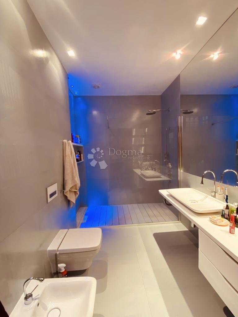 Casa In vendita - GRAD ZAGREB ZAGREB