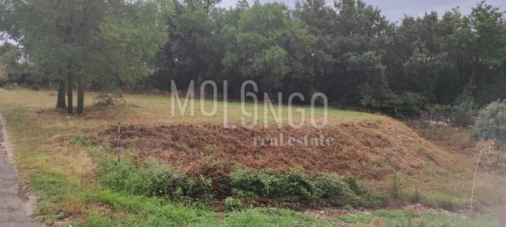 Terreno in vendita 610 m² – Marčana