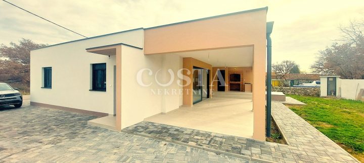 Kuća na prodaju 102 m² – Poličnik