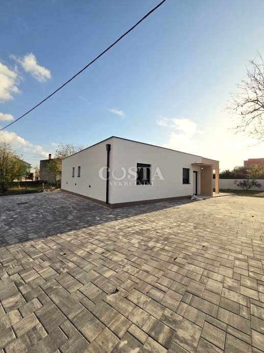 Haus Zu verkaufen - ZADARSKA POLIČNIK