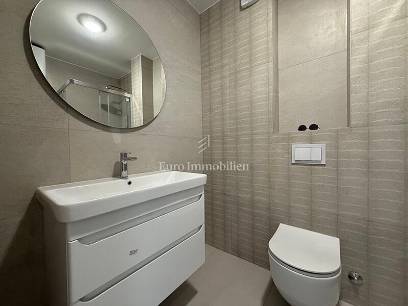 Apartment Zu verkaufen - SPLITSKO-DALMATINSKA MAKARSKA