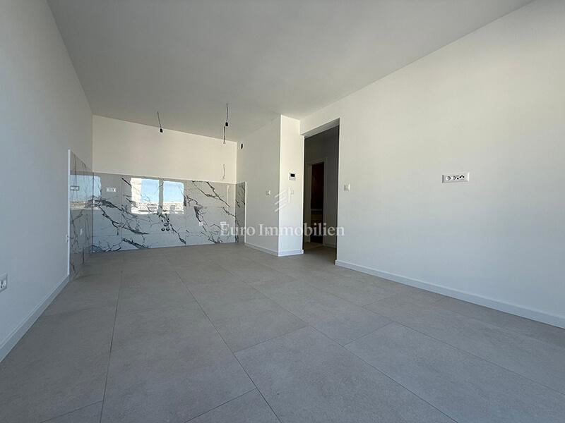 Apartment Zu verkaufen - SPLITSKO-DALMATINSKA MAKARSKA