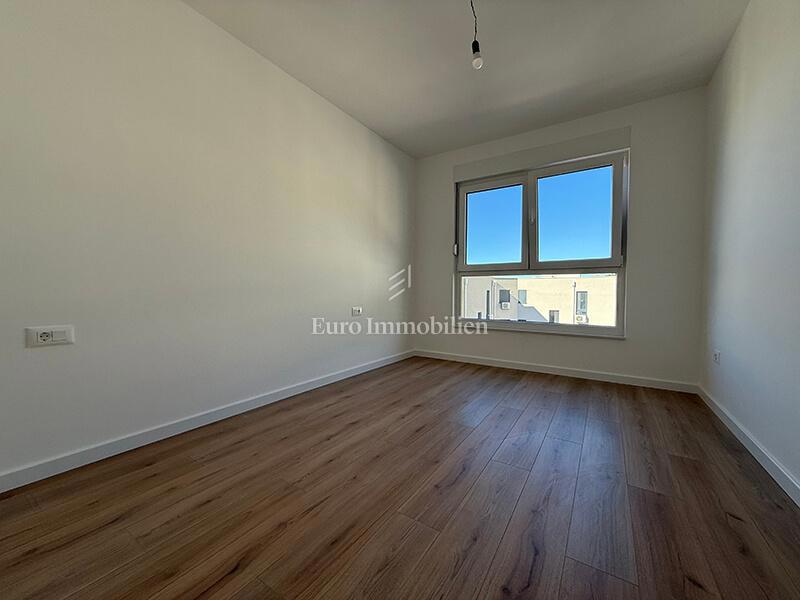 Apartment Zu verkaufen - SPLITSKO-DALMATINSKA MAKARSKA