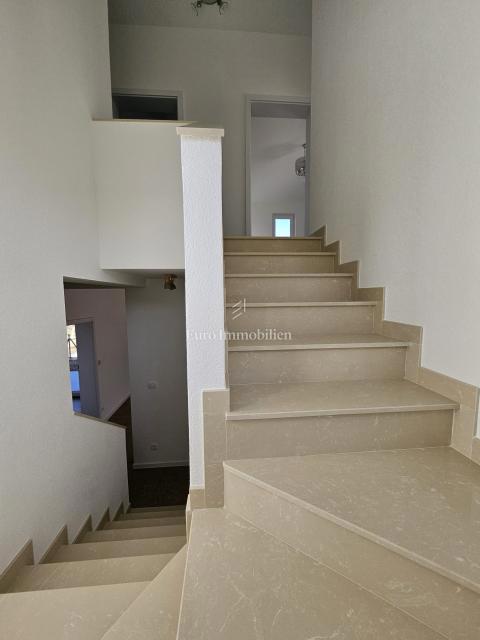 House For sale - PRIMORSKO-GORANSKA MALI LOŠINJ