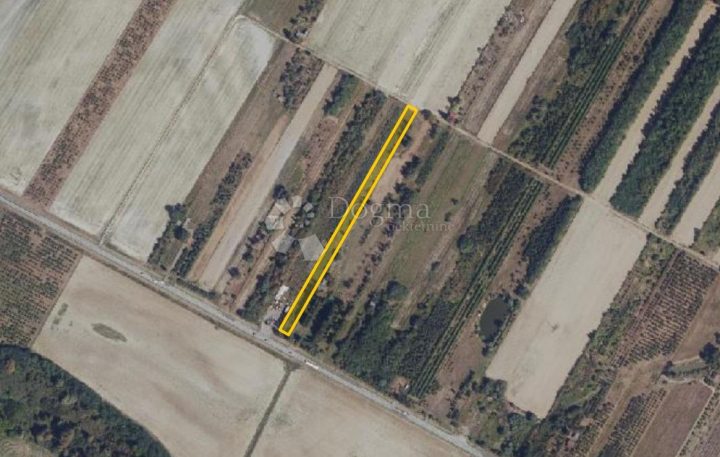 Działka na sprzedaż 4326 m² – Petrijevci
