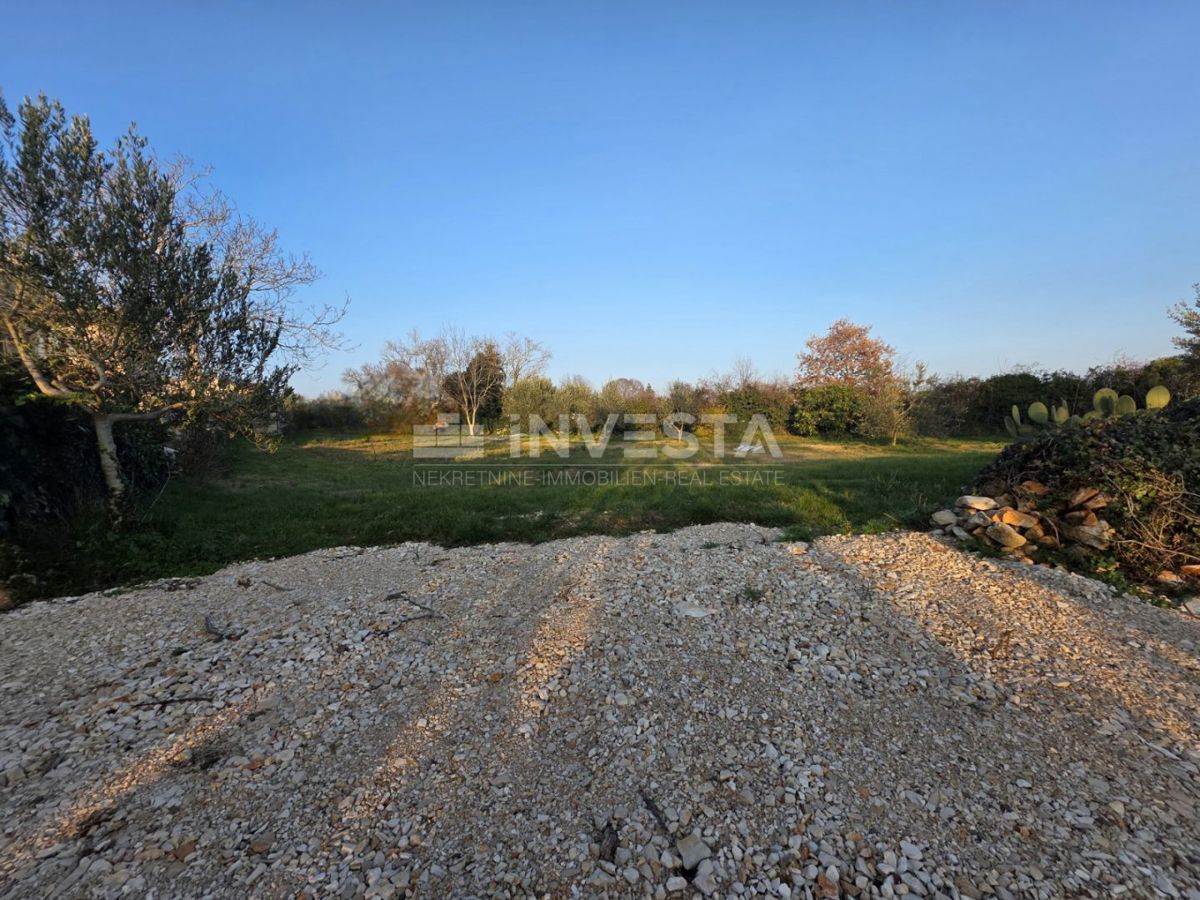 Land For sale - ISTARSKA VODNJAN