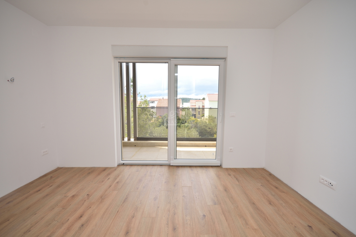House For sale - ŠIBENSKO-KNINSKA VODICE