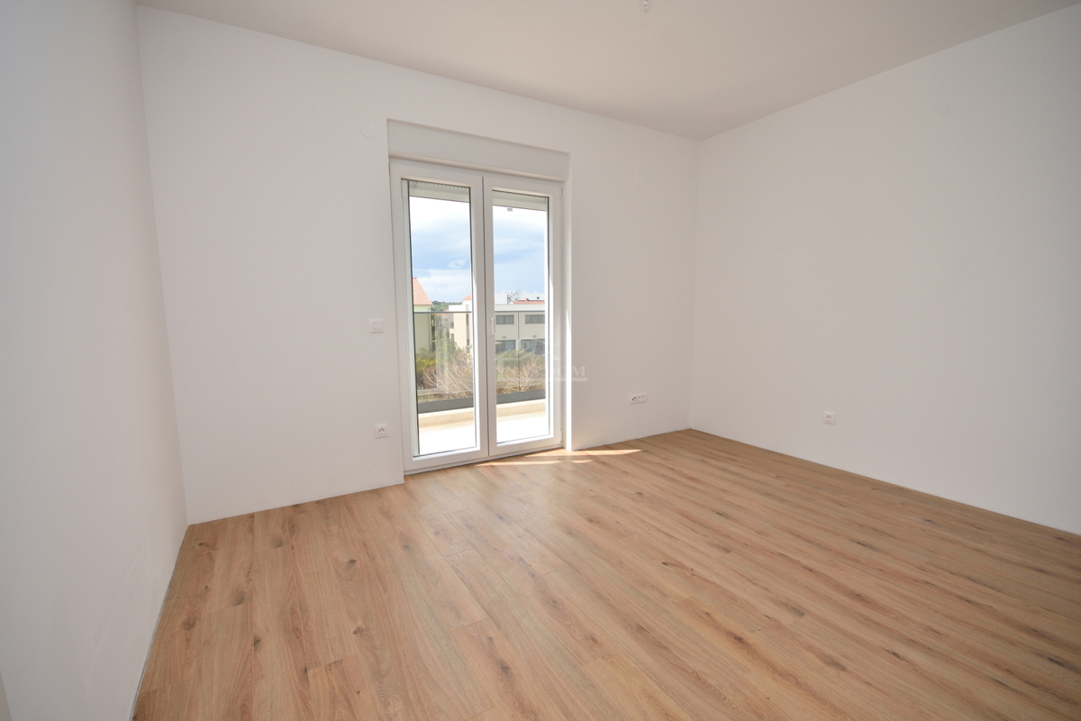 House For sale - ŠIBENSKO-KNINSKA VODICE