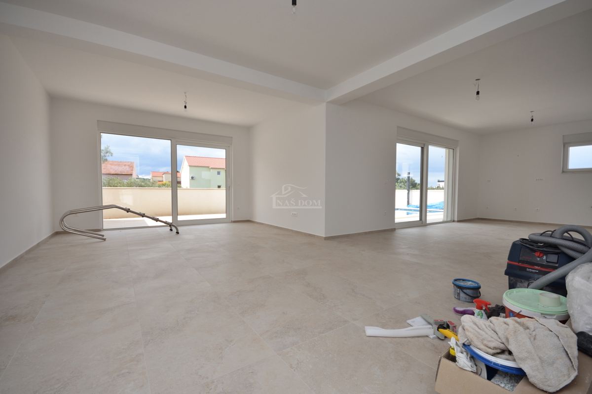 House For sale - ŠIBENSKO-KNINSKA VODICE