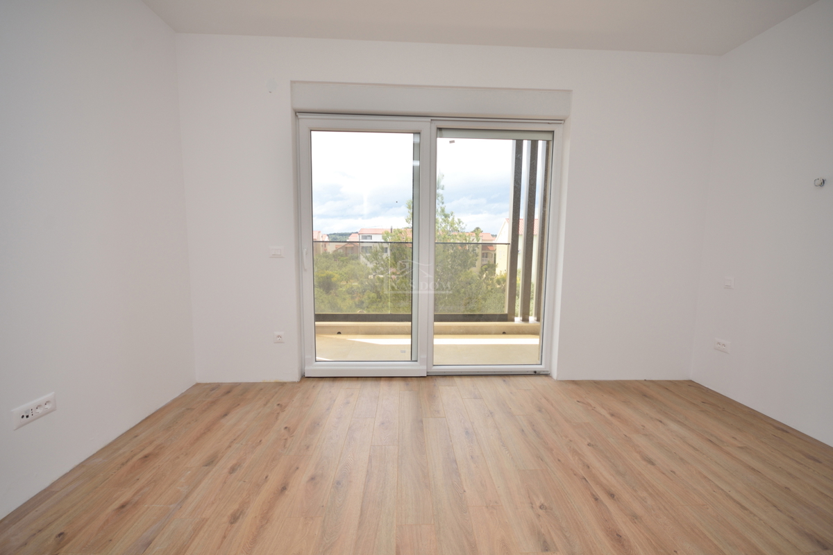 House For sale - ŠIBENSKO-KNINSKA VODICE