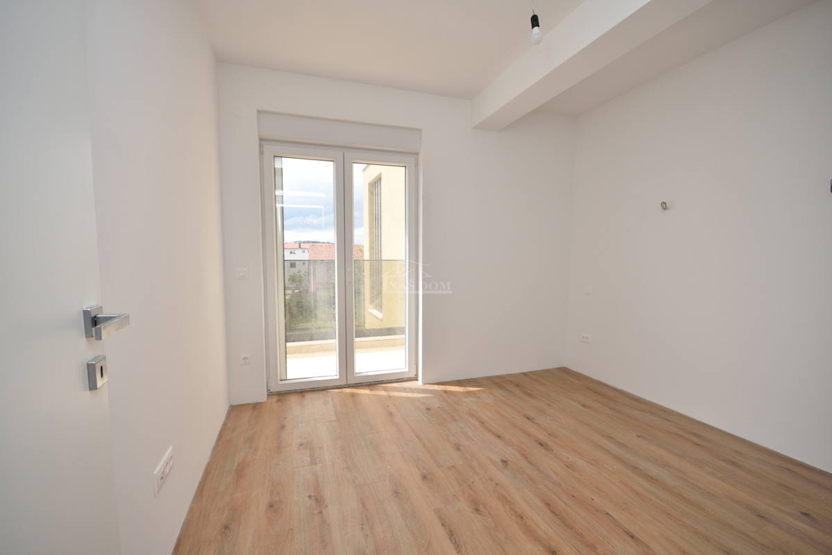 House For sale - ŠIBENSKO-KNINSKA VODICE