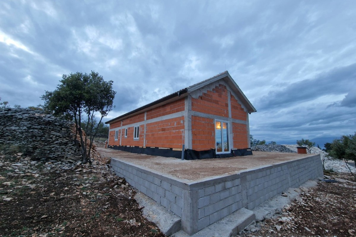 Kuća Na prodaju - SPLITSKO-DALMATINSKA BRAČ
