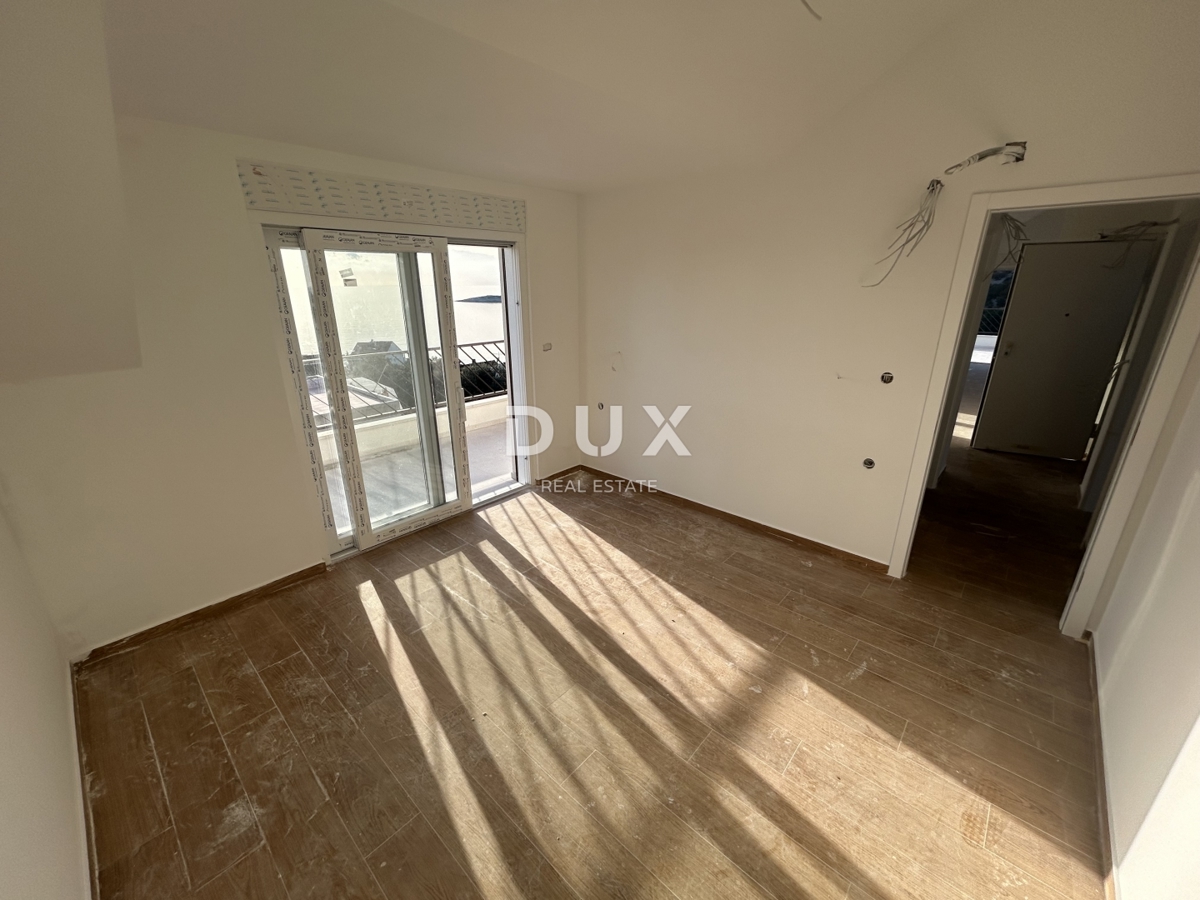 Flat For sale - ŠIBENSKO-KNINSKA ROGOZNICA