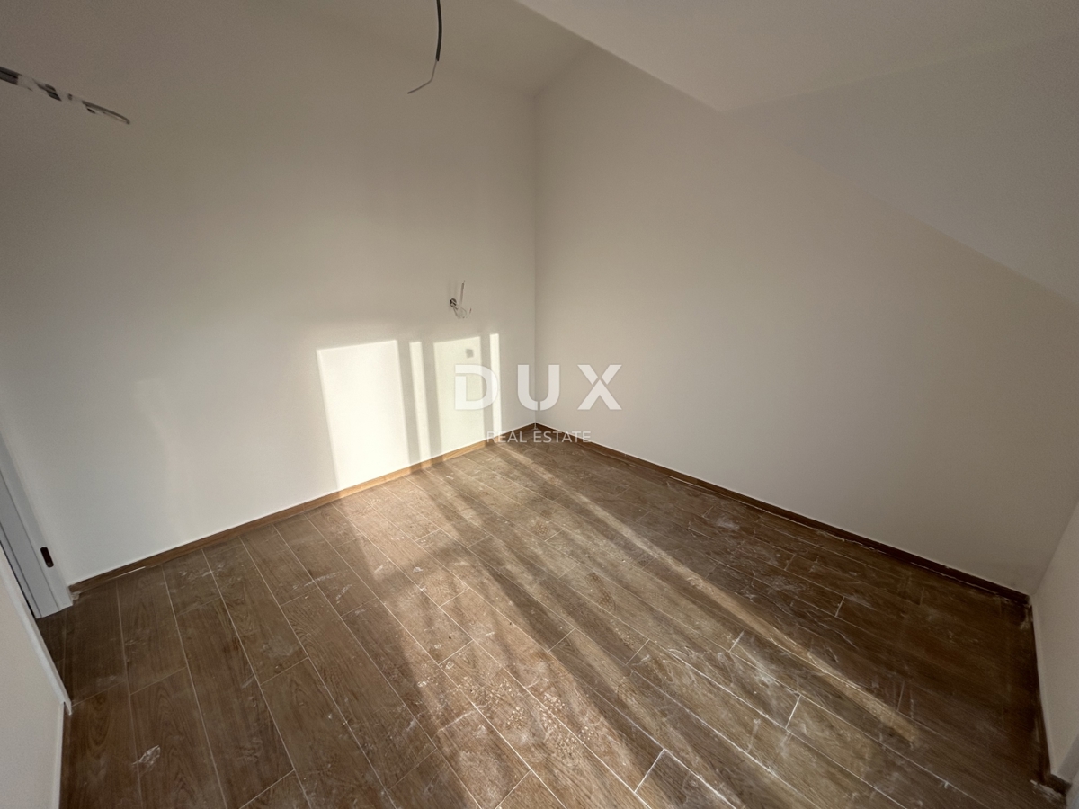 Flat For sale - ŠIBENSKO-KNINSKA ROGOZNICA