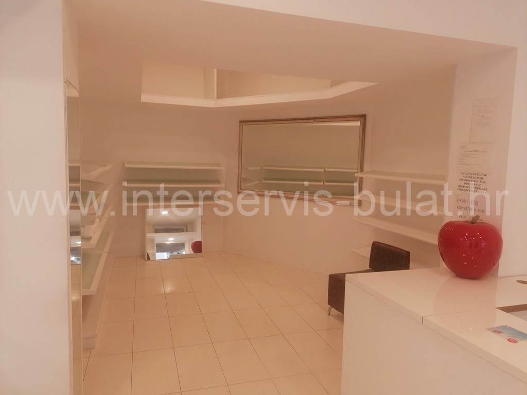 Commerciale Da affittare - ŠIBENSKO-KNINSKA ŠIBENIK