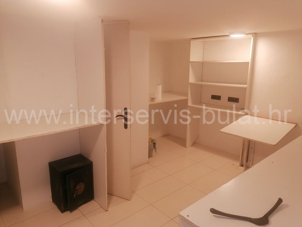 Commerciale Da affittare - ŠIBENSKO-KNINSKA ŠIBENIK