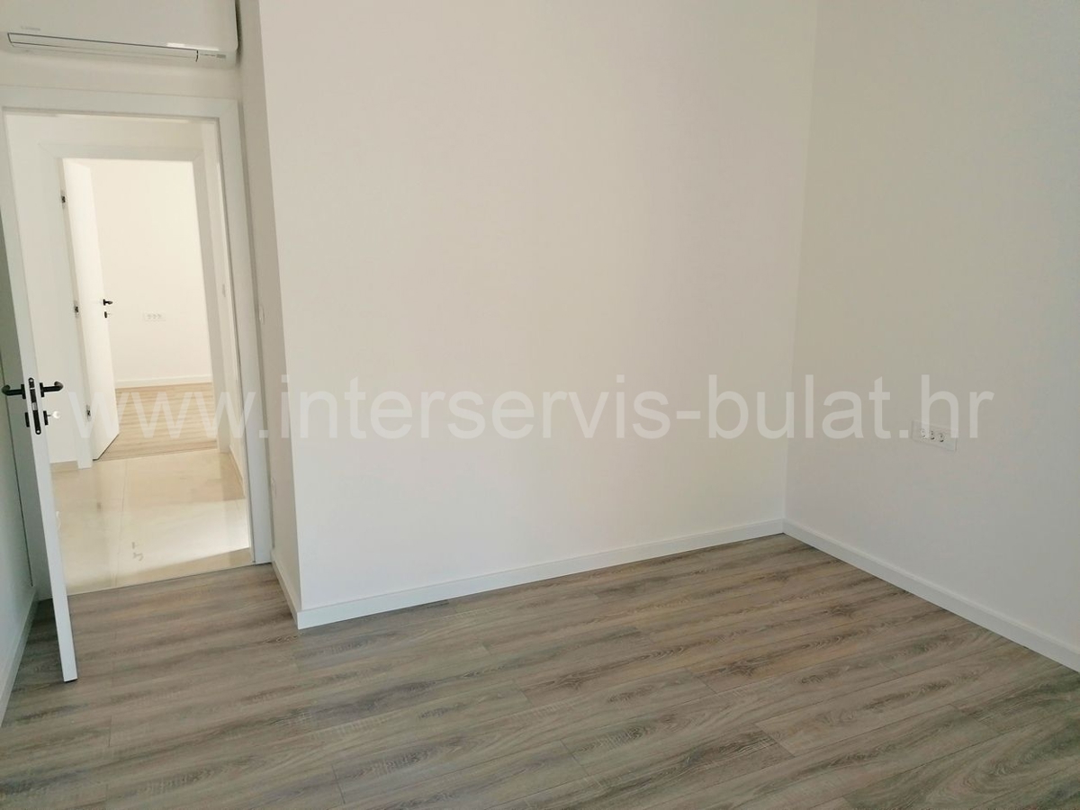 Appartement À vendre - ŠIBENSKO-KNINSKA VODICE