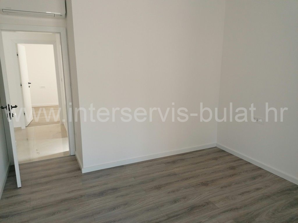 Flat For sale - ŠIBENSKO-KNINSKA VODICE