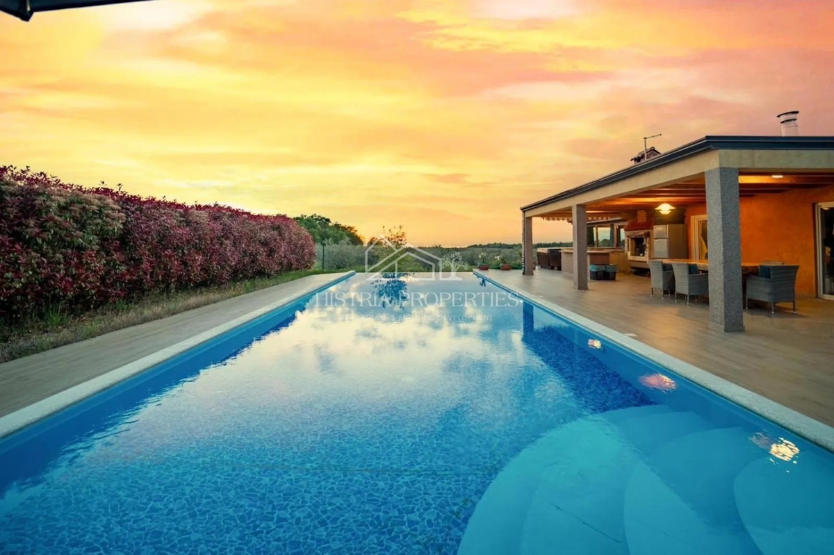 House For sale - Istarska Novigrad - foto 1/19