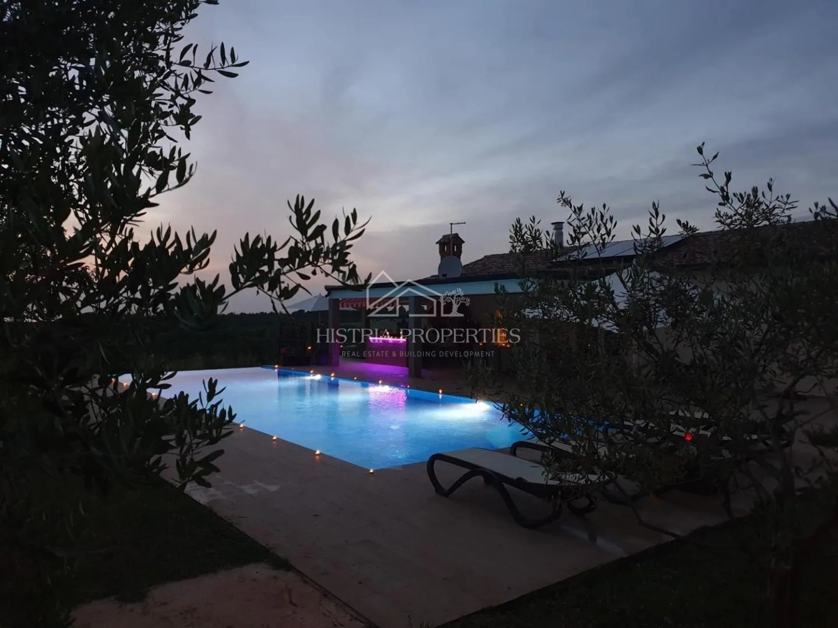 House For sale - ISTARSKA NOVIGRAD