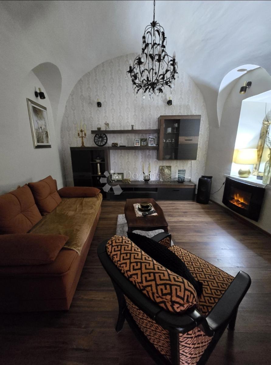 Kuća Na prodaju - PRIMORSKO-GORANSKA VINODOLSKA OPĆINA