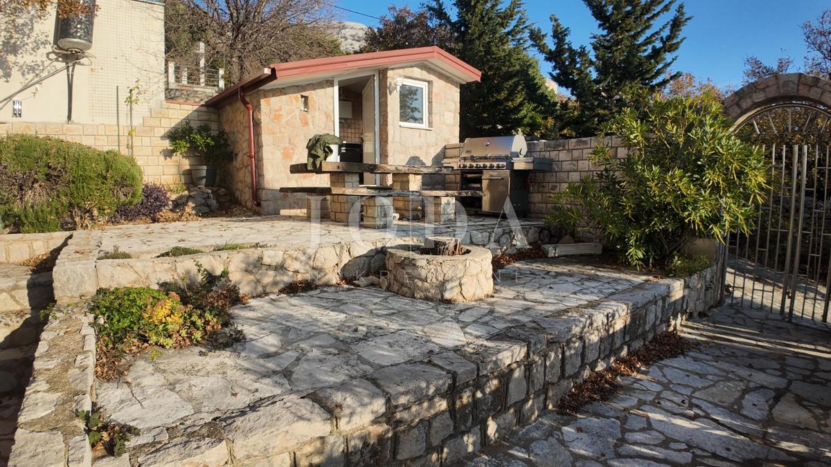 House For sale - LIČKO-SENJSKA KARLOBAG