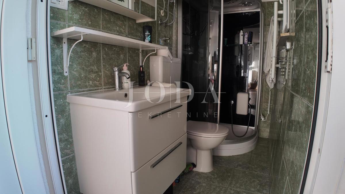 House For sale - LIČKO-SENJSKA KARLOBAG