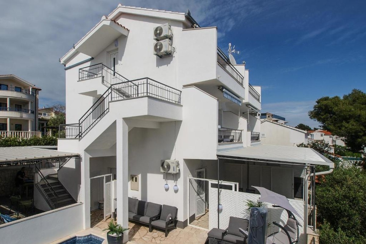 Haus Zu verkaufen - SPLITSKO-DALMATINSKA ČIOVO