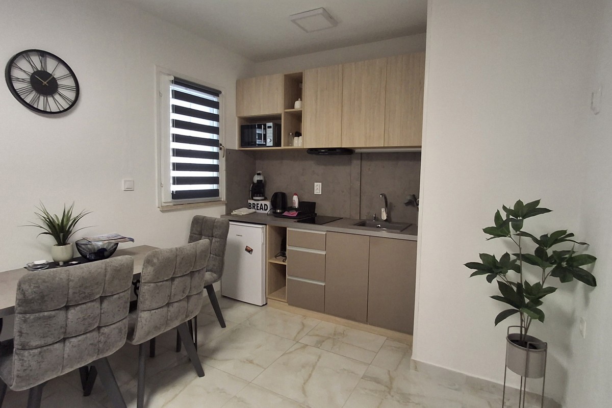 Haus Zu verkaufen - SPLITSKO-DALMATINSKA ČIOVO
