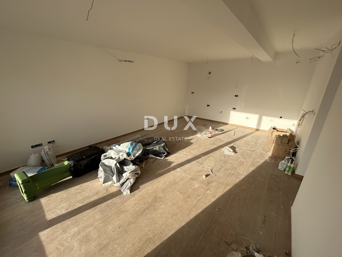 Flat For sale - ŠIBENSKO-KNINSKA ROGOZNICA