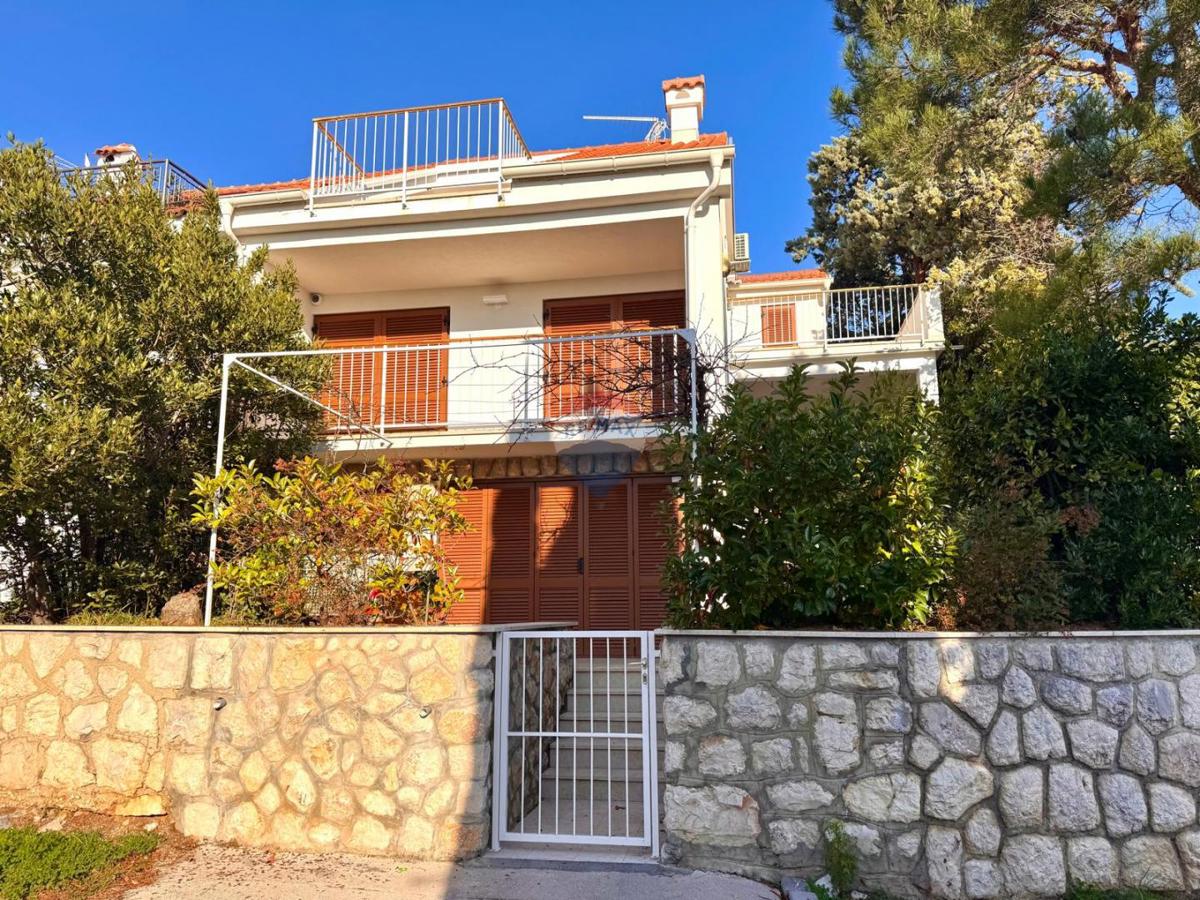 House For sale - Primorsko-goranska Novi Vinodolski - foto 1/25