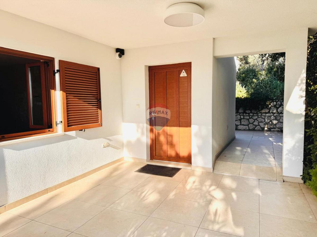 House For sale - Primorsko-goranska Novi Vinodolski - foto 2/25