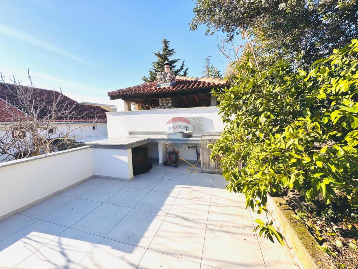 House For sale - PRIMORSKO-GORANSKA NOVI VINODOLSKI