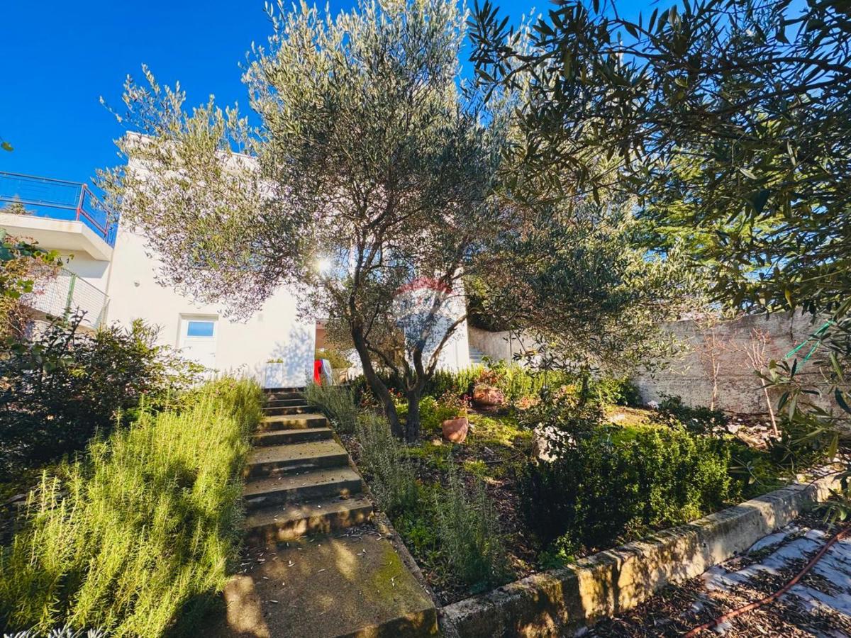 House For sale - PRIMORSKO-GORANSKA NOVI VINODOLSKI