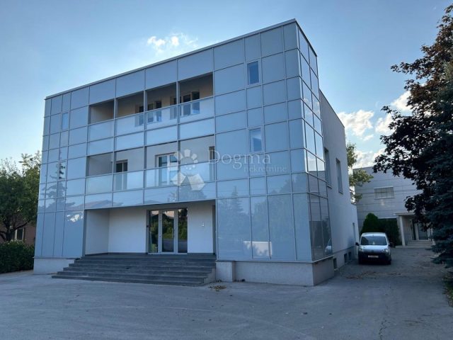 Business premises for rent 100 m² – Zagreb
