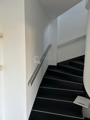 Business premises For rent - Grad Zagreb Zagreb - foto 3/8
