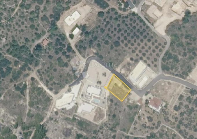Zemljište na prodaju 604 m² – Vodice