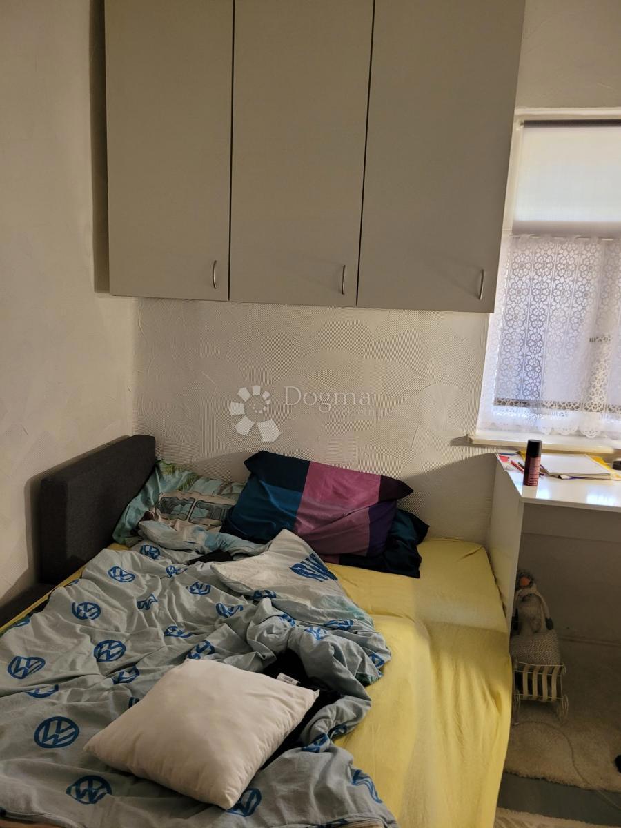 Hiša Na predaj - OSJEČKO-BARANJSKA BIZOVAC