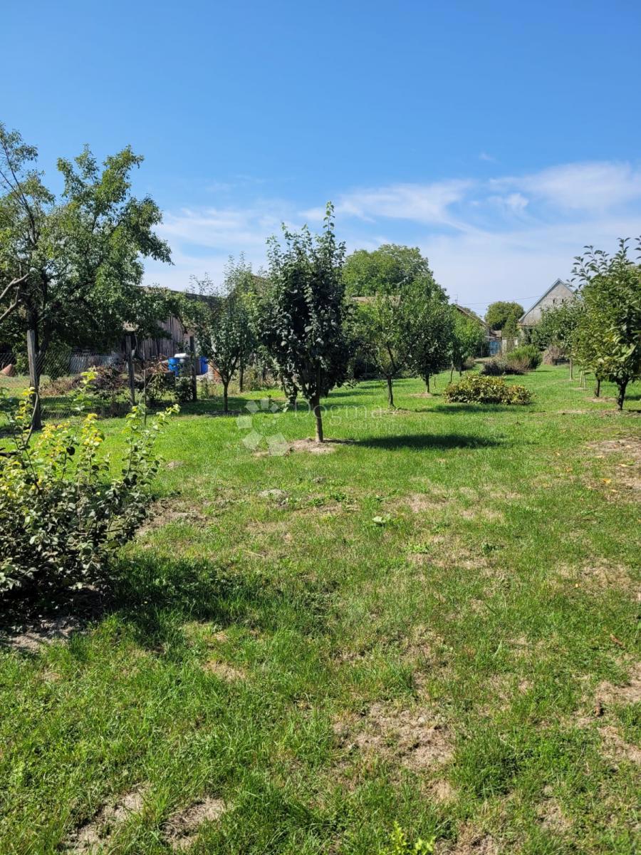 Hiša Na predaj - OSJEČKO-BARANJSKA BIZOVAC