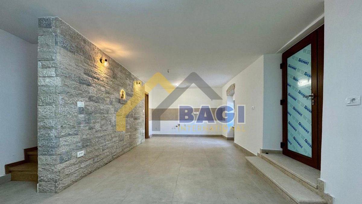 Kuća Na prodaju - ISTARSKA BARBAN
