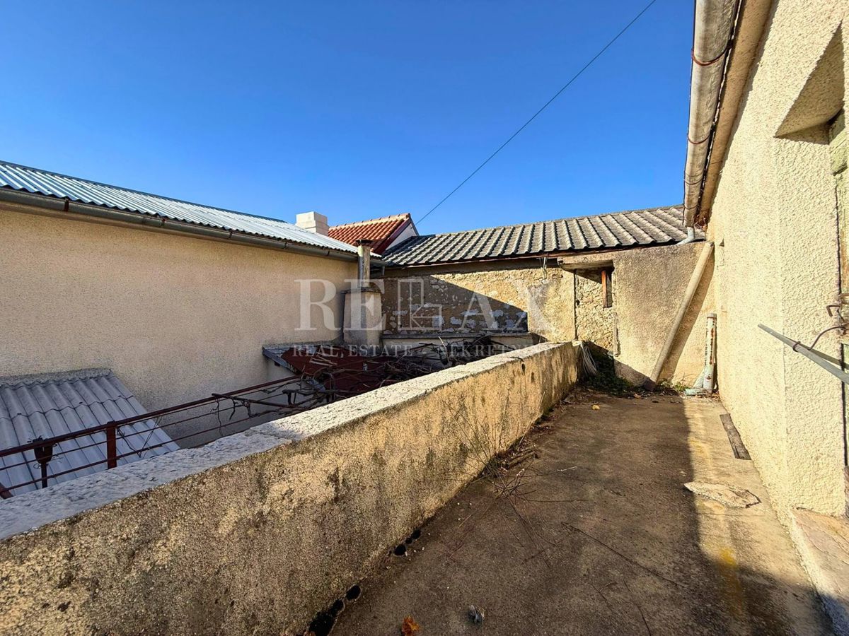 Kuća Na prodaju - PRIMORSKO-GORANSKA VINODOLSKA OPĆINA