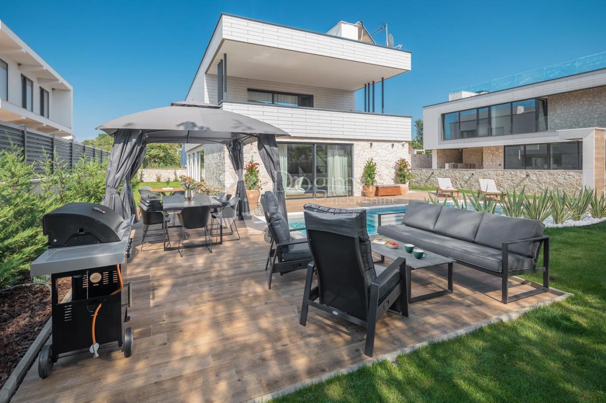 Haus Zu verkaufen - ISTARSKA FUNTANA